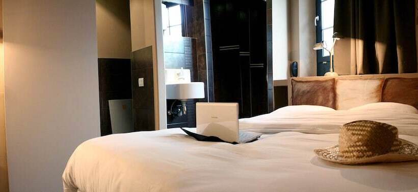 스탠다드 싱글 룸, 7art