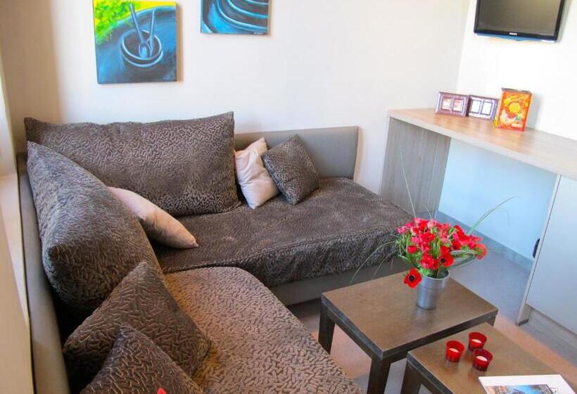 침실 1개 발코니 아파트, 7art