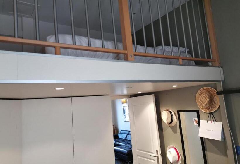 침실 1개 복층 룸, 7art