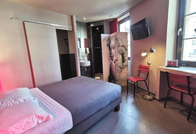 스탠다드 싱글 룸, 7art