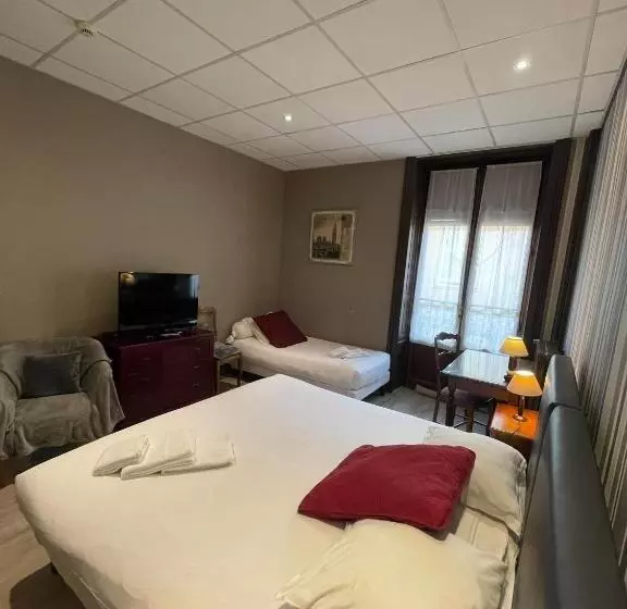 اتاق استاندارد سه نفره, Authentic By Balladins, Hôtel Le Carré D Aix