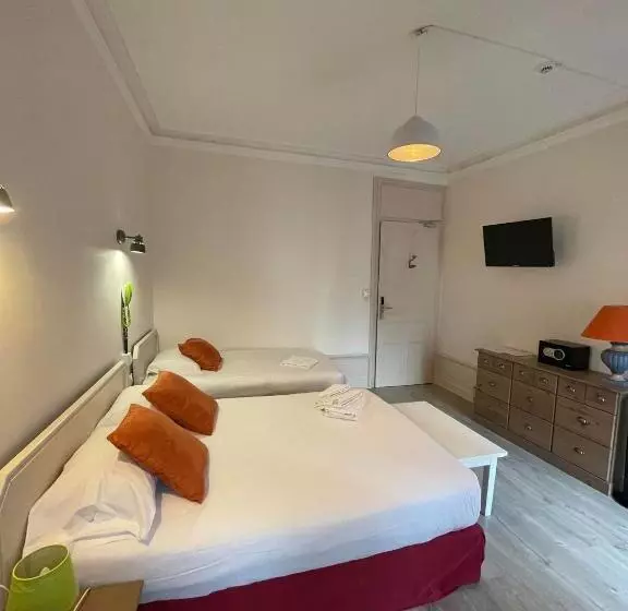 اتاق استاندارد سه نفره, Authentic By Balladins, Hôtel Le Carré D Aix
