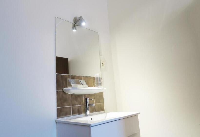 스탠다드 룸, Carillon