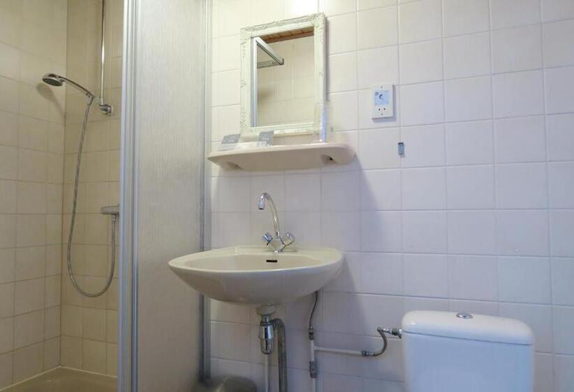 스탠다드 룸, Carillon