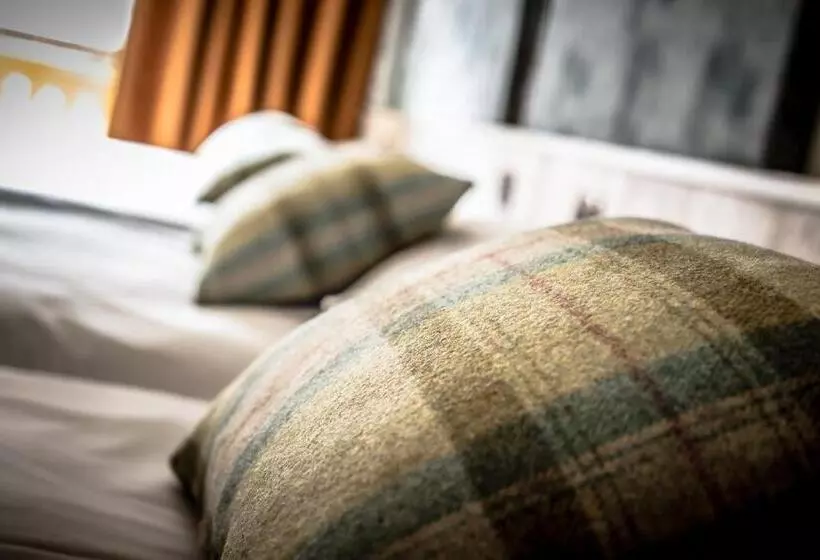 スタンダードルーム, Comtes De Challant Albergo Etico Valle D Aosta