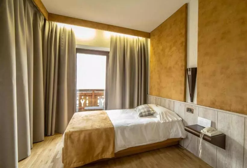 スタンダードシングルルーム, Comtes De Challant Albergo Etico Valle D Aosta