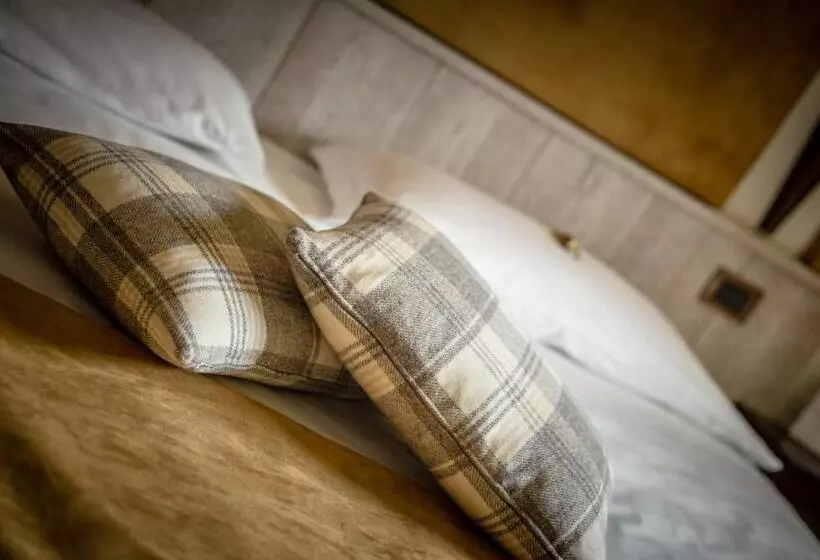 スタンダードルーム, Comtes De Challant Albergo Etico Valle D Aosta
