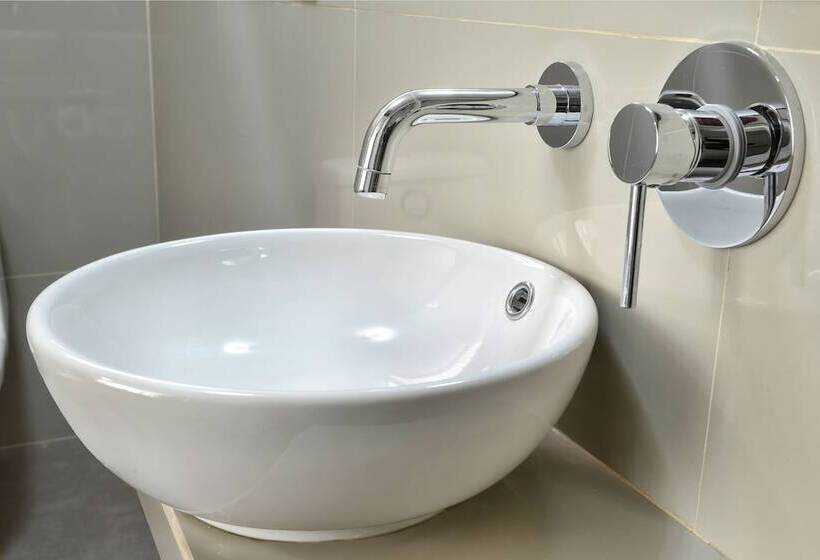 스탠다드 싱글 룸, Esperanza