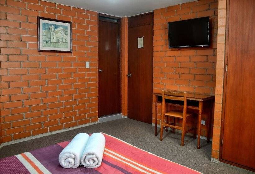 스탠다드 싱글 룸, Esperanza