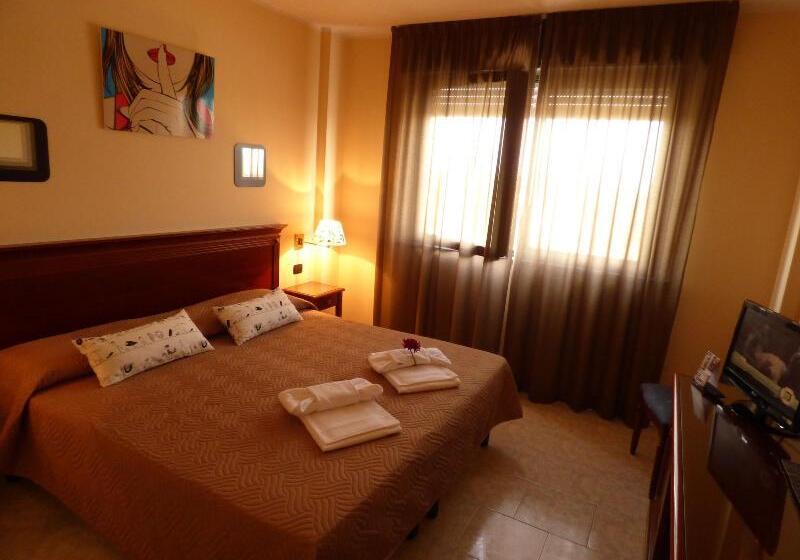 اتاق استاندارد یک نفره, Fidenza
