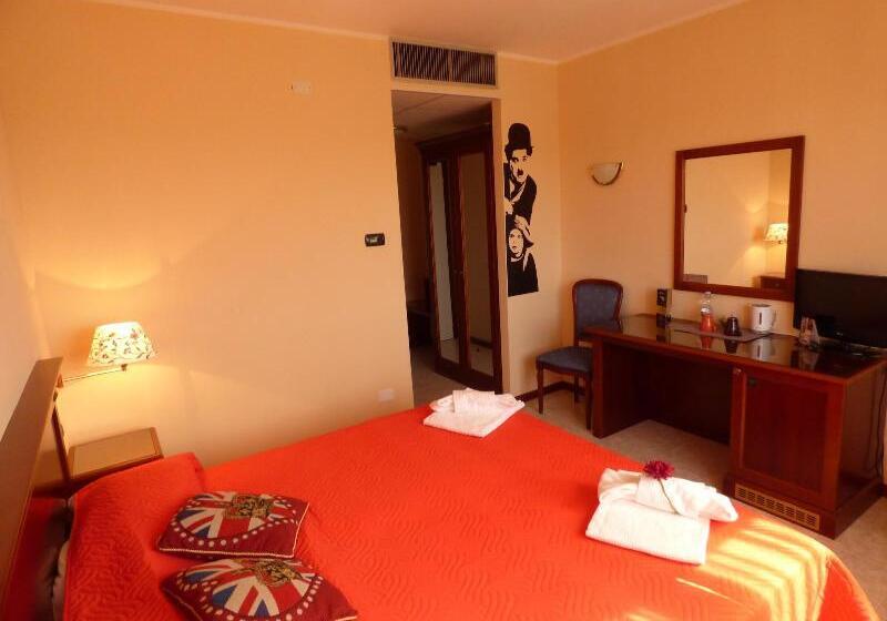 اتاق استاندارد یک نفره, Fidenza