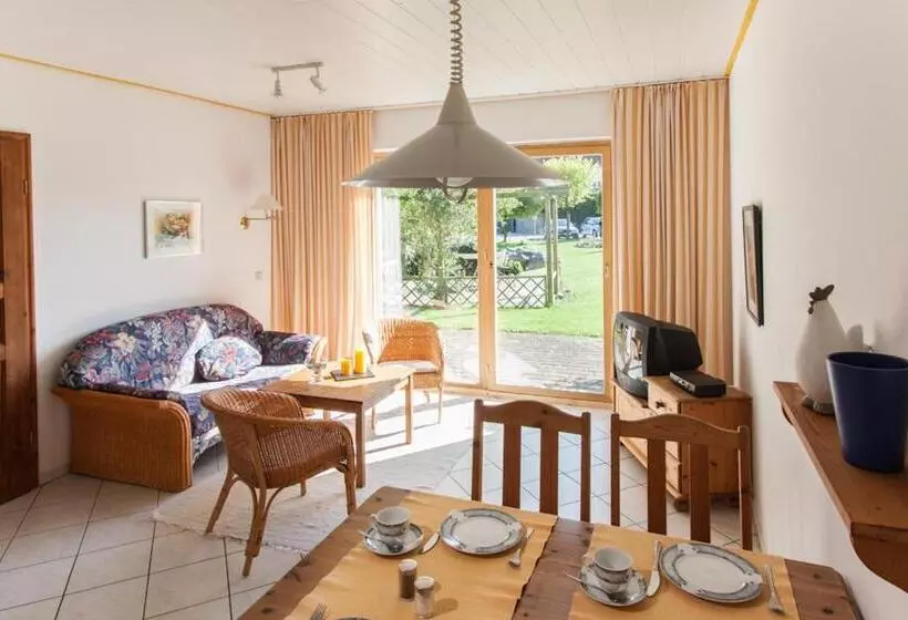 Huoneisto 1 Makuuhuone Pohjakerros, Gastehaus Luv Und Lee