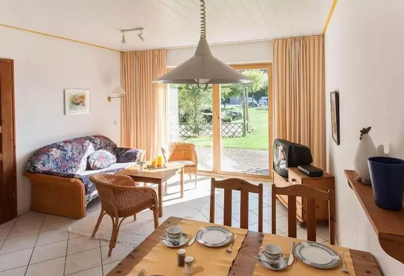 Huoneisto 1 Makuuhuone Pohjakerros, Gastehaus Luv Und Lee