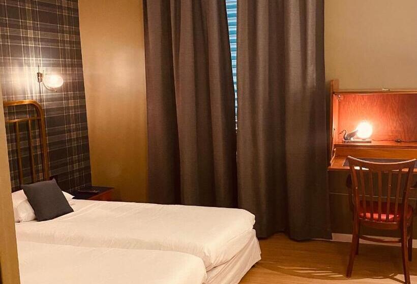 클래식 룸, Grand Hotel De La Poste Lyon Sud Vienne