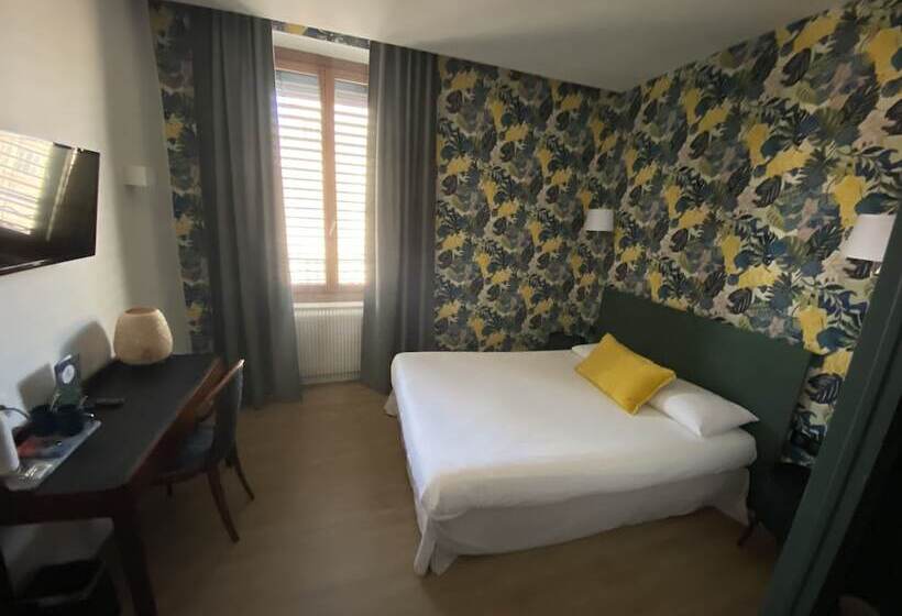 수피리어 트리플 룸, Grand Hotel De La Poste Lyon Sud Vienne