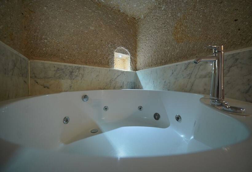 스위트, Holiday Cave