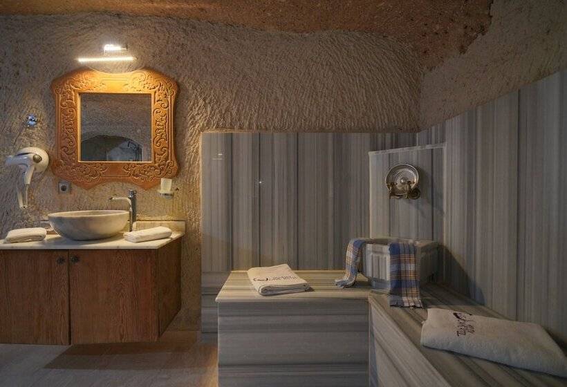 스위트, Holiday Cave