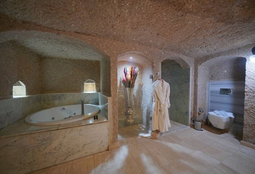 스위트, Holiday Cave