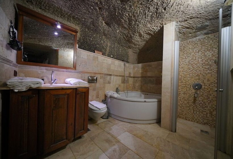 Трехместный Номер Deluxe, Holiday Cave