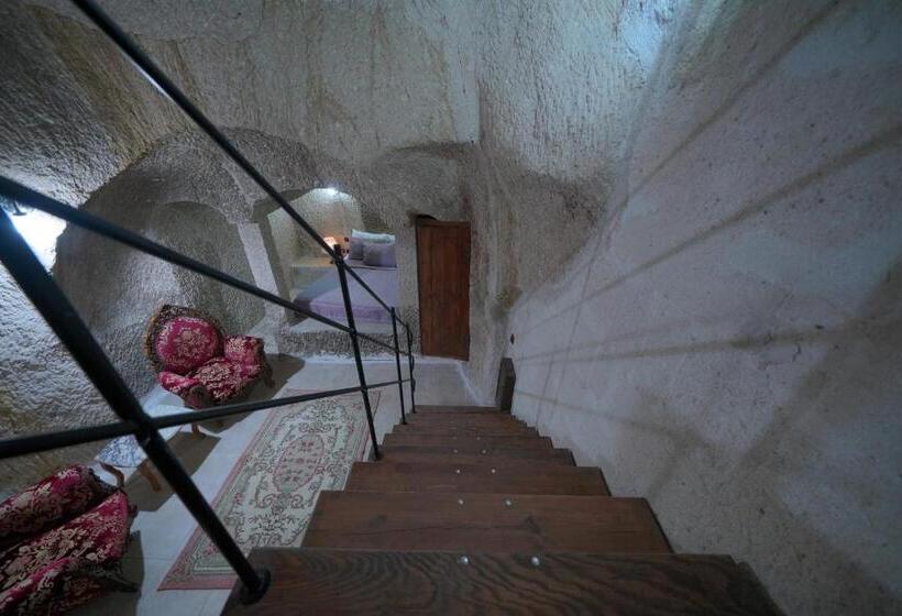 Номер Стандарт, Holiday Cave