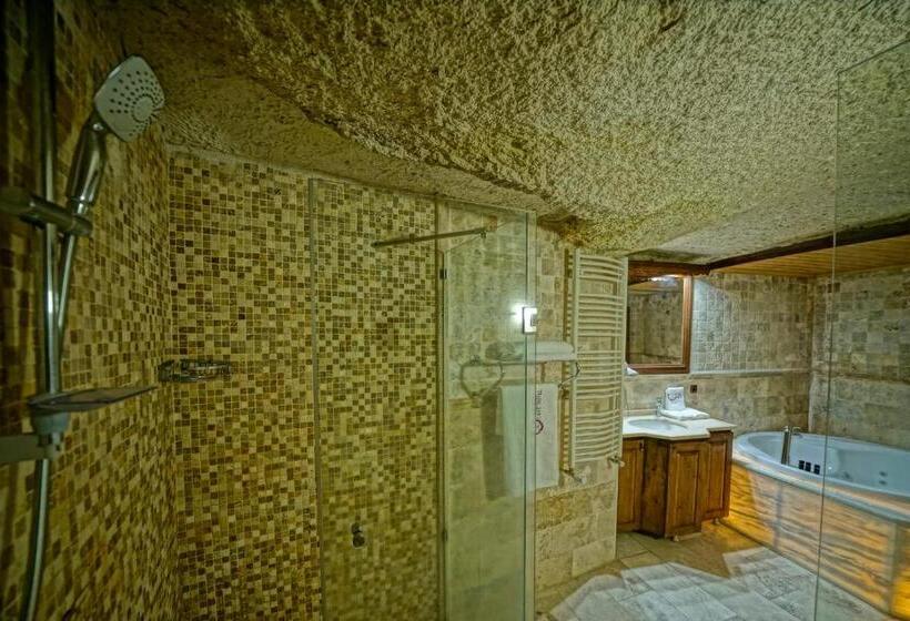 디럭스 트리플 룸, Holiday Cave