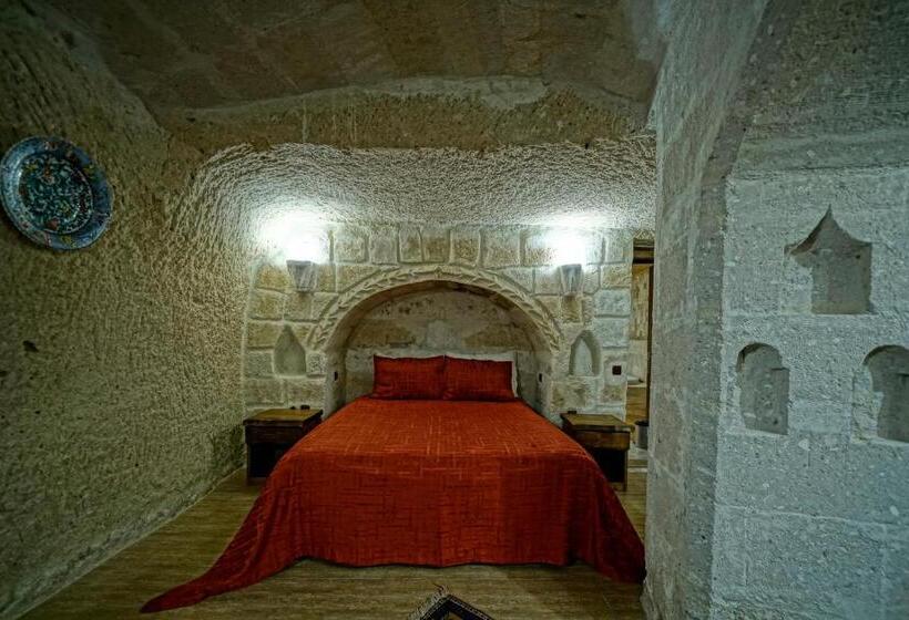 디럭스 트리플 룸, Holiday Cave