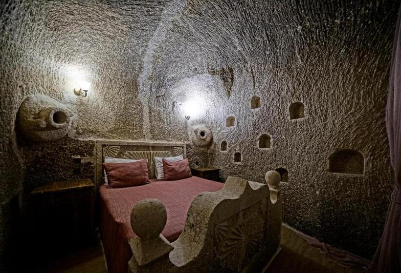 스위트, Holiday Cave