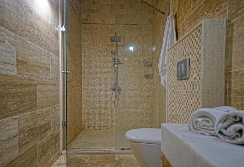 Номер Стандарт, Holiday Cave