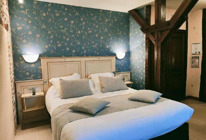 اتاق استاندارد, La Chaumiere