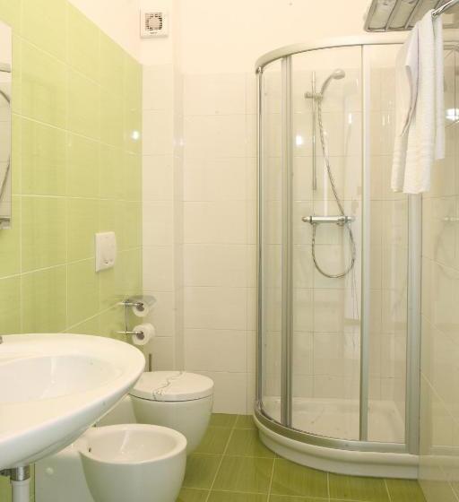 スタンダード4人部屋, La Zagara