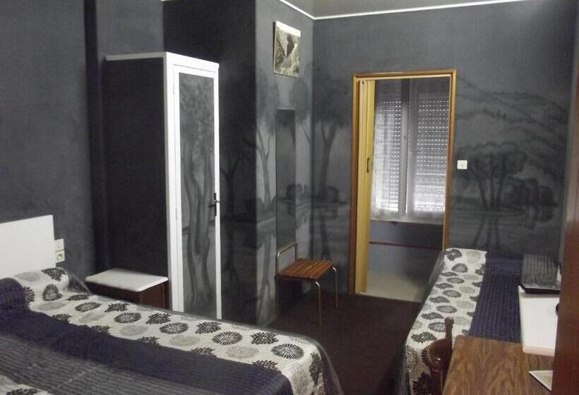 스탠다드 트리플 룸, Le Rider