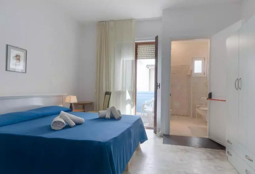 Standard Kolmen Hengen Huone, Luna Lido