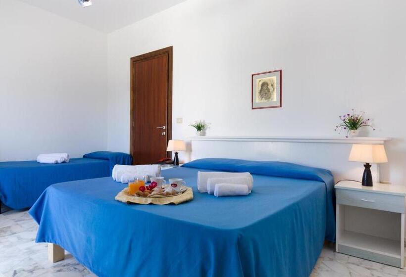 스탠다드 트리플 룸, Luna Lido