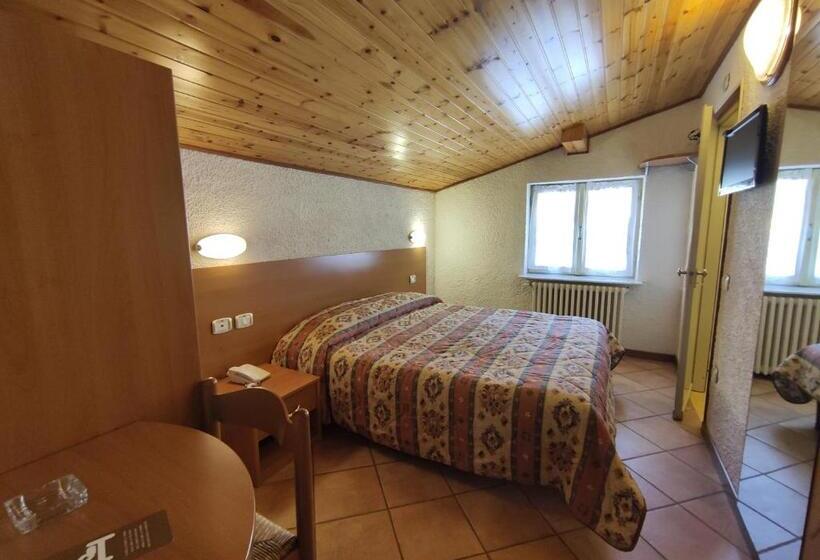 スタンダードルーム, Milano