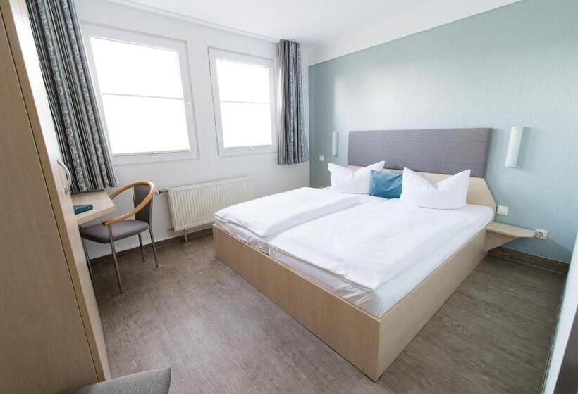 ファミリールーム, Rosen