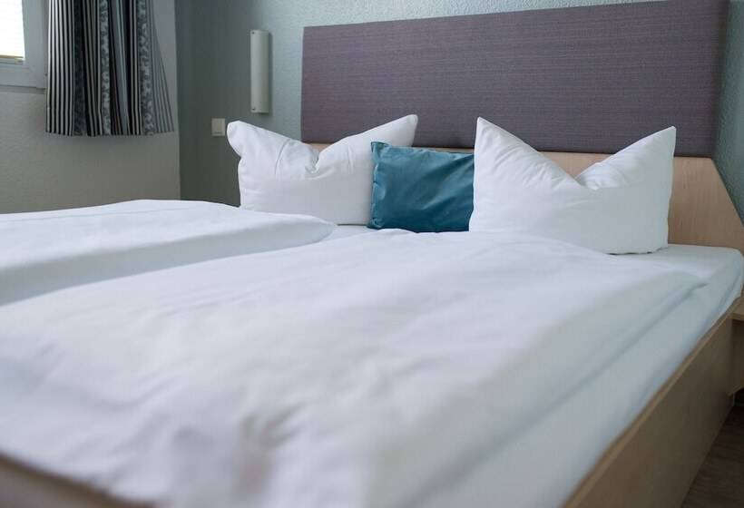 スタンダードルーム, Rosen