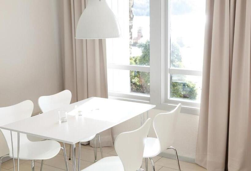 דירת שני חדרים, Rosfjord Strand