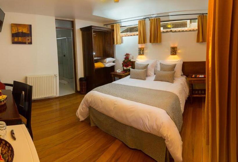 חדר סטנדרט, Rumi Punku