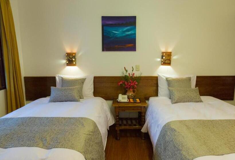 חדר סופריור, Rumi Punku