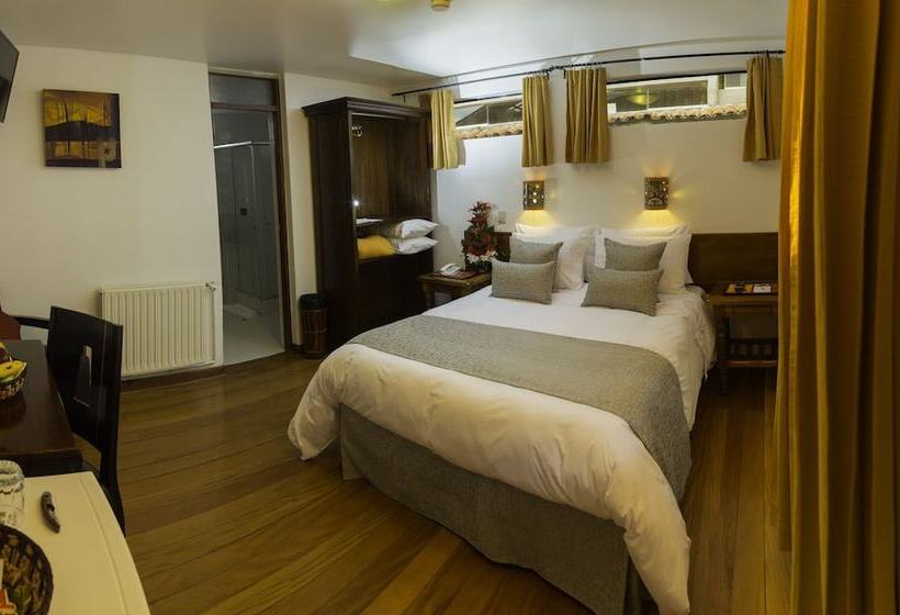 חדר סטנדרט, Rumi Punku