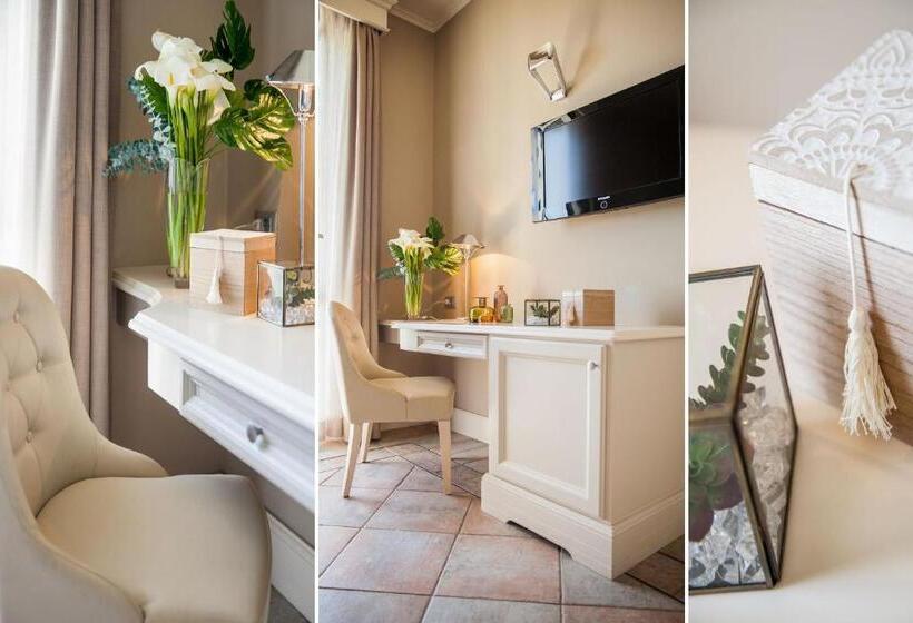 חדר סטנדרט נוף לים עם מרפסת, Savoia