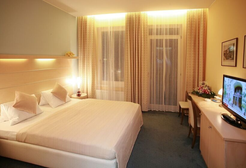 스탠다드 룸, Venus