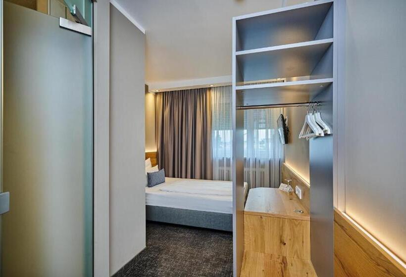 スタンダードシングルルーム, Westend