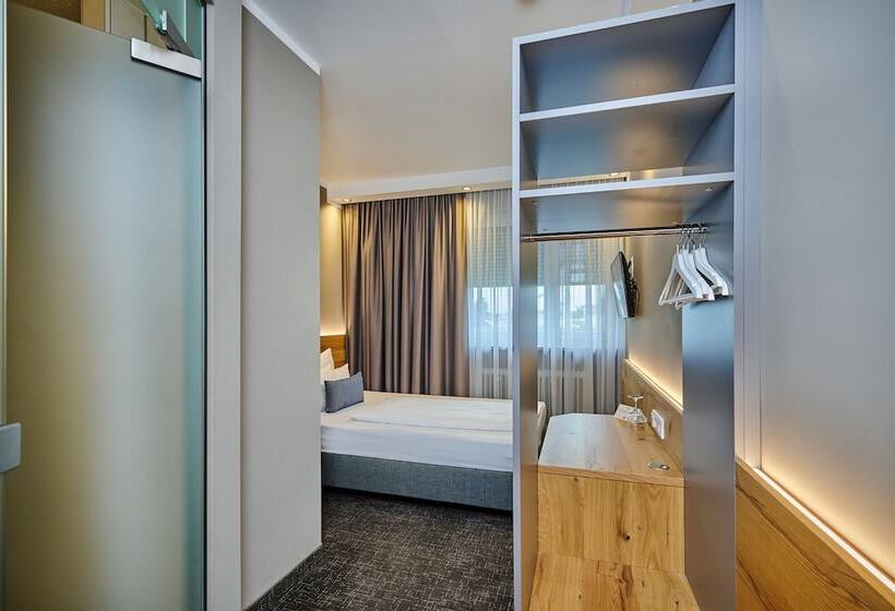 スタンダードシングルルーム, Westend