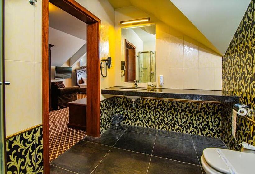 四人豪华间, Wileński