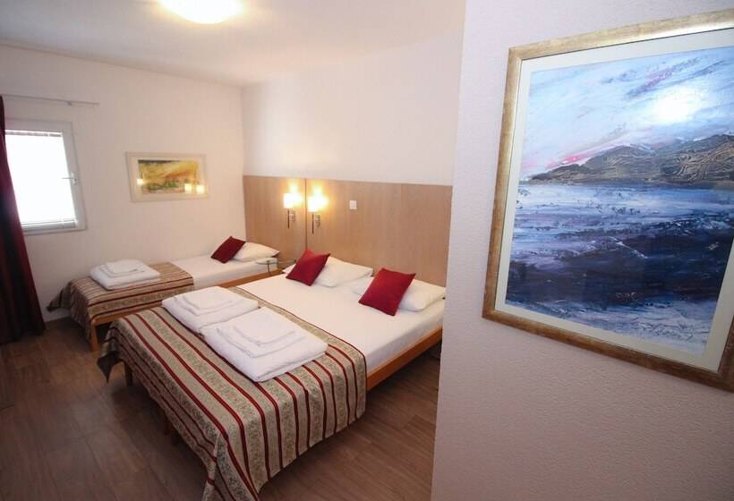 اتاق استاندارد سه نفره, Villa Deny Mostar With Free Parking