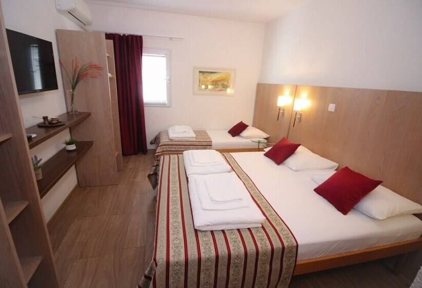 اتاق استاندارد سه نفره, Villa Deny Mostar With Free Parking