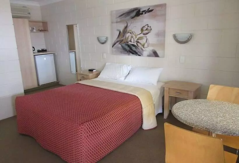 スタンダードルーム, Nambour Lodge Motel