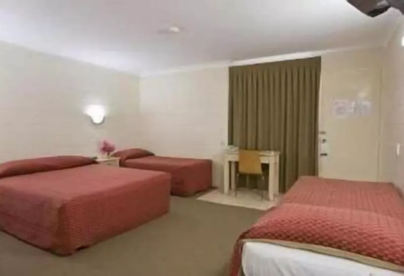 ファミリールーム, Nambour Lodge Motel
