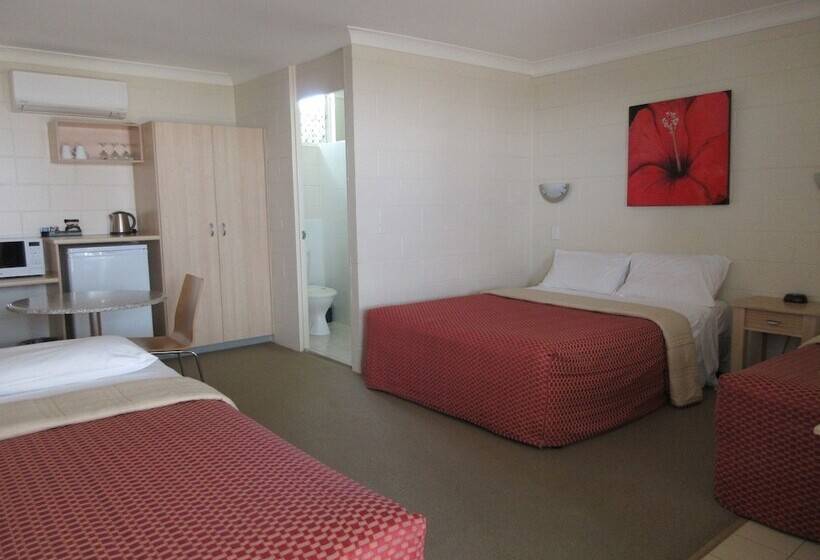 패밀리 룸, Nambour Lodge Motel